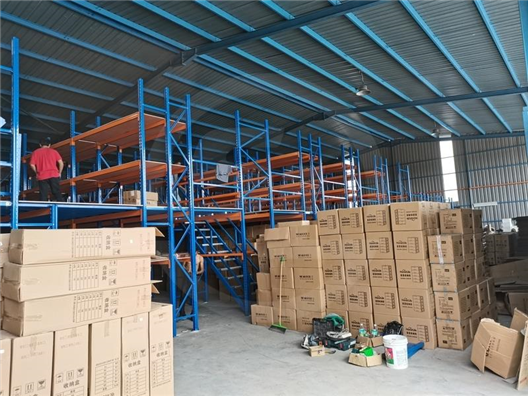 Zero To Infinity | Superblock Rack Supported Platform